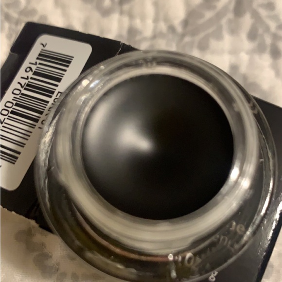 Bobbi Brown ink eyeliner - Picture 3 of 3